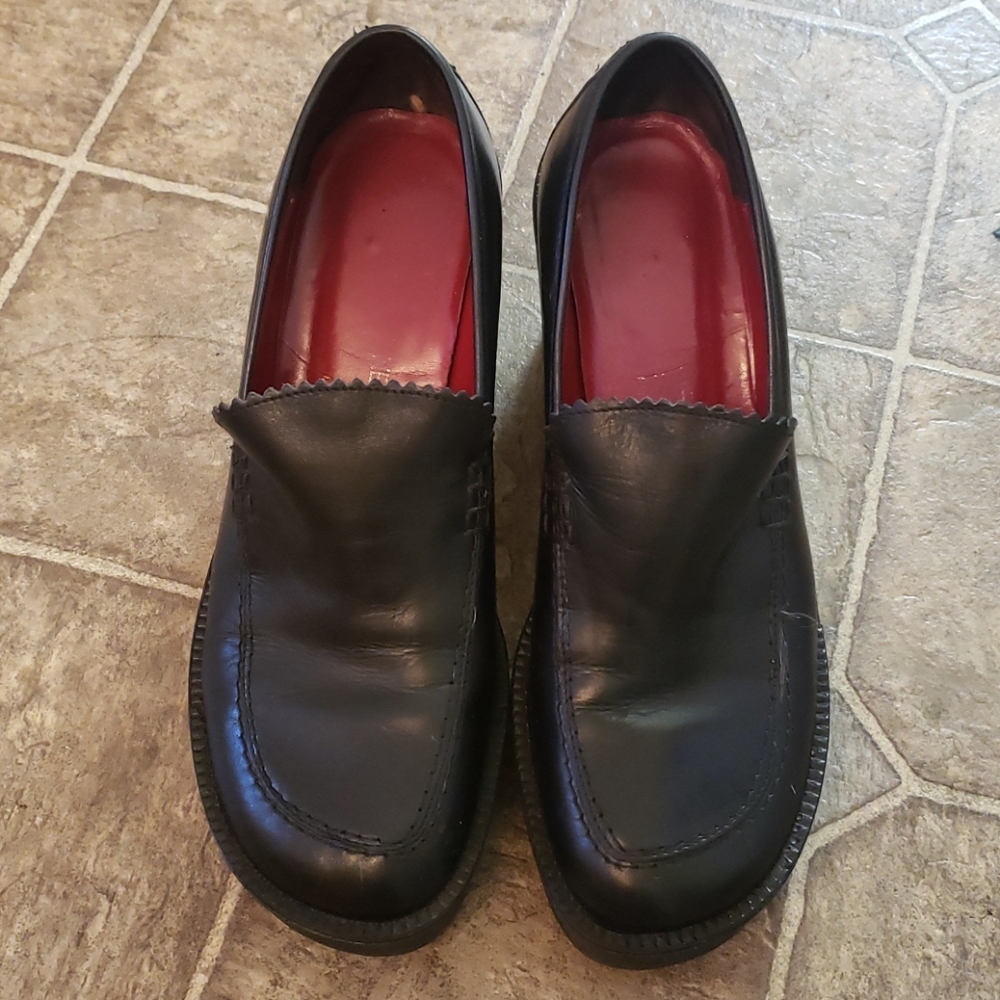 Black wedge heel shoes